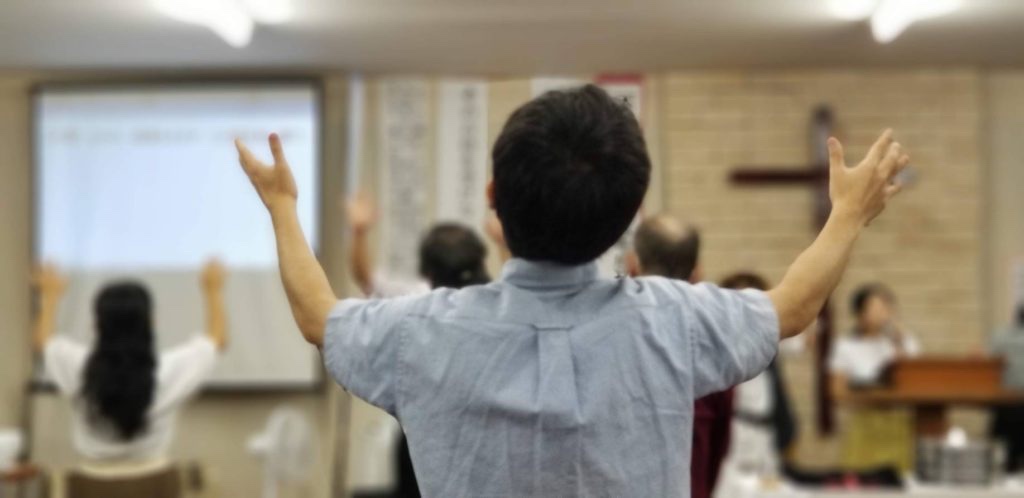 礼拝の様子